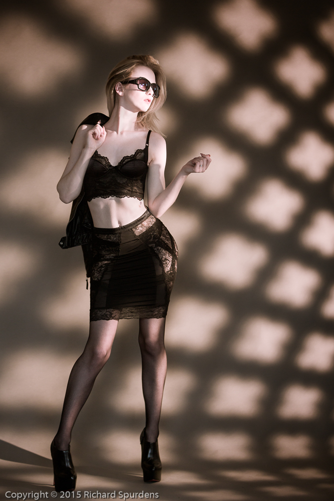 fashion photogarphy - fashion photographer - fashion with shadows