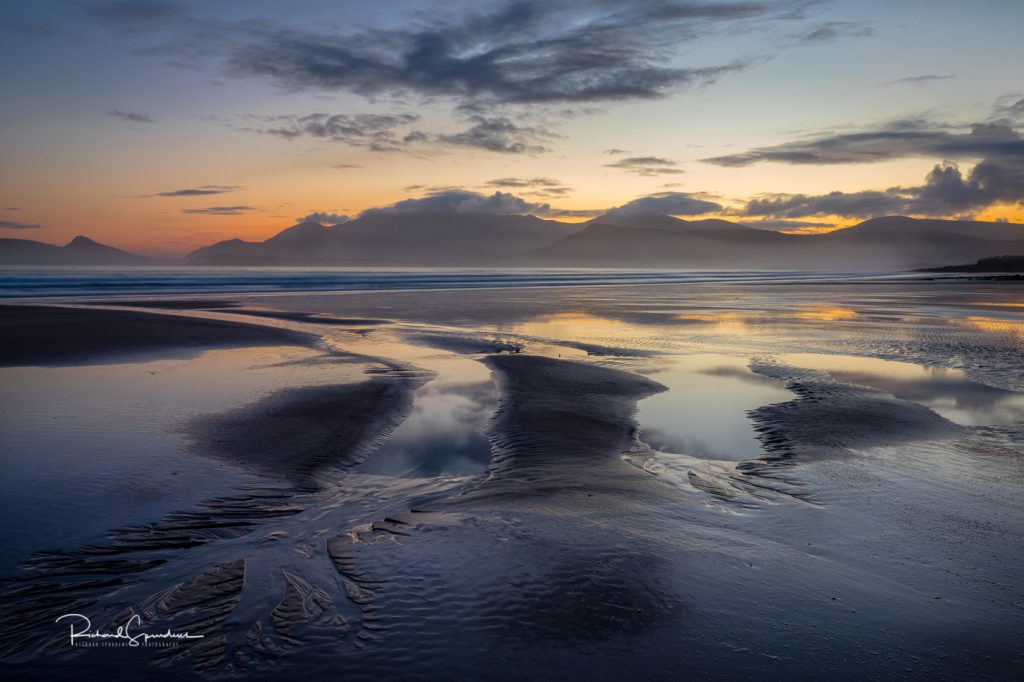 landscape photography - landscape photographer -colour image of the early dawn light shot on the dingle peninsular